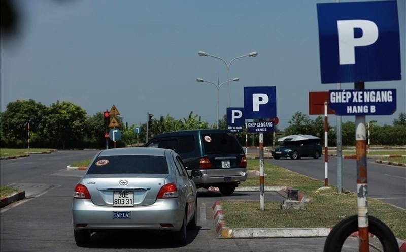 Cases of training institutions having their car driving training licenses revoked