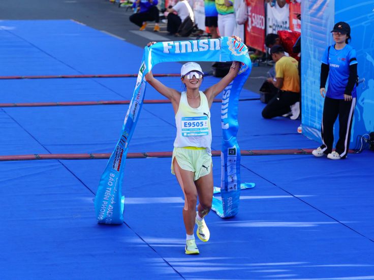 Athletes in the marathon event of athletics started the X-2026 National Sports Games. Photo: TPM