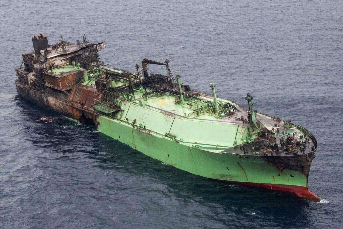The latest investigation results reveal that a Russian LNG tanker was attacked by unmanned aerial vehicle Magura V5 of Ukraine. Photo: AFP