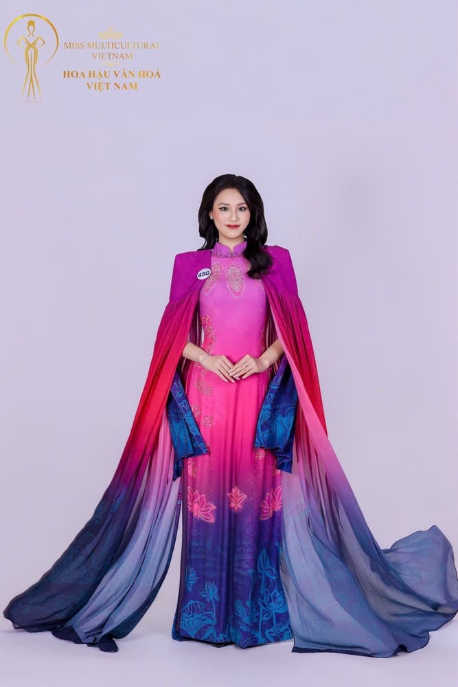 Các thí sinh cuộc thi Hoa hậu Văn hóa Việt Nam 2026 tỏa sáng rạng ngời