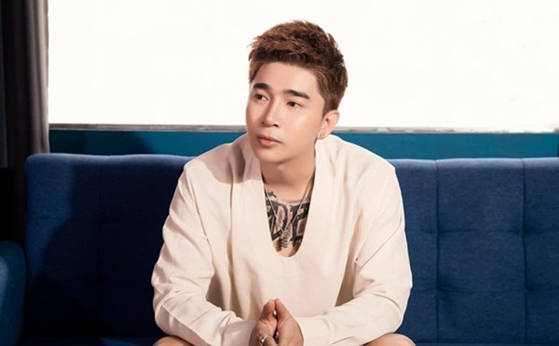 Nam ca sĩ Chi Dân. Ảnh NVCC