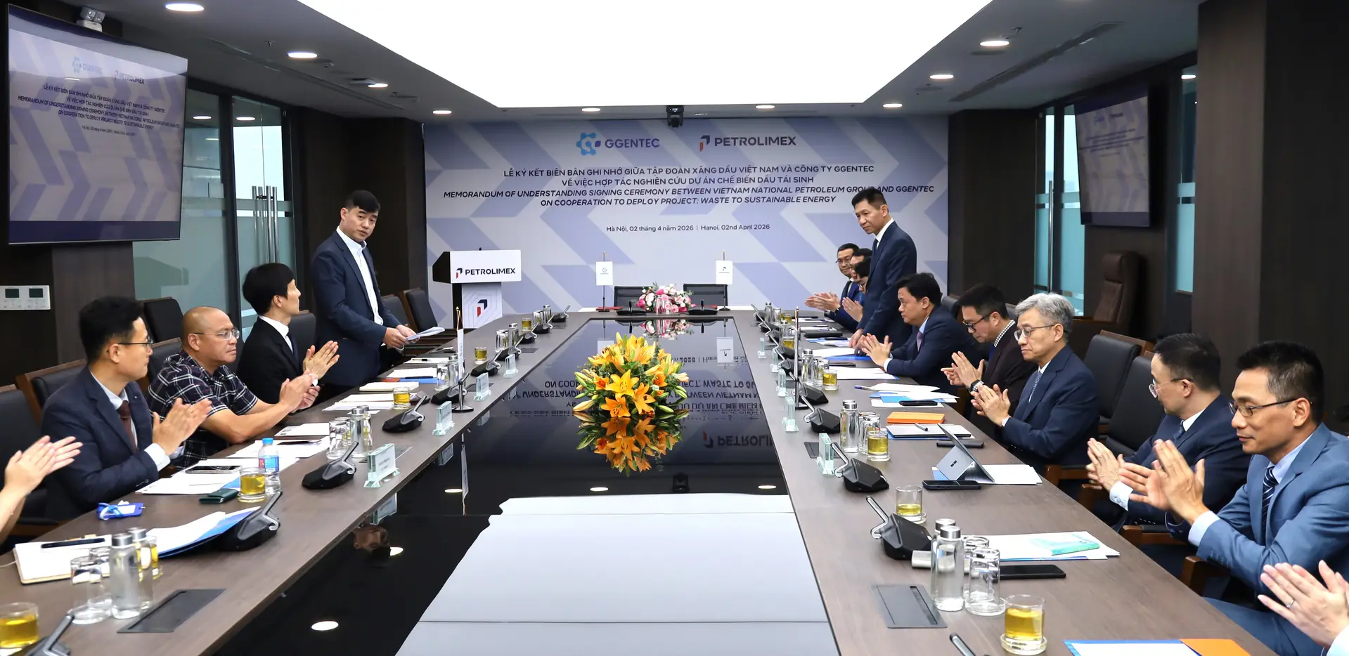 Toàn cảnh chương trình. Ảnh: Petrolimex