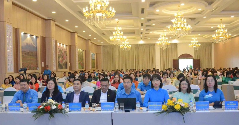 Công đoàn dẫn dắt phong trào phụ nữ đi vào chiều sâu