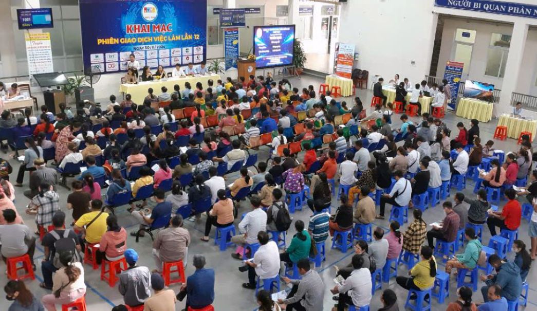 Ngày hội việc làm, hoạt động được Trung tâm Dịch vụ việc làm tỉnh Đồng Tháp duy trì có hiệu quả từ nhiều năm qua. Ảnh: Thanh Tiến