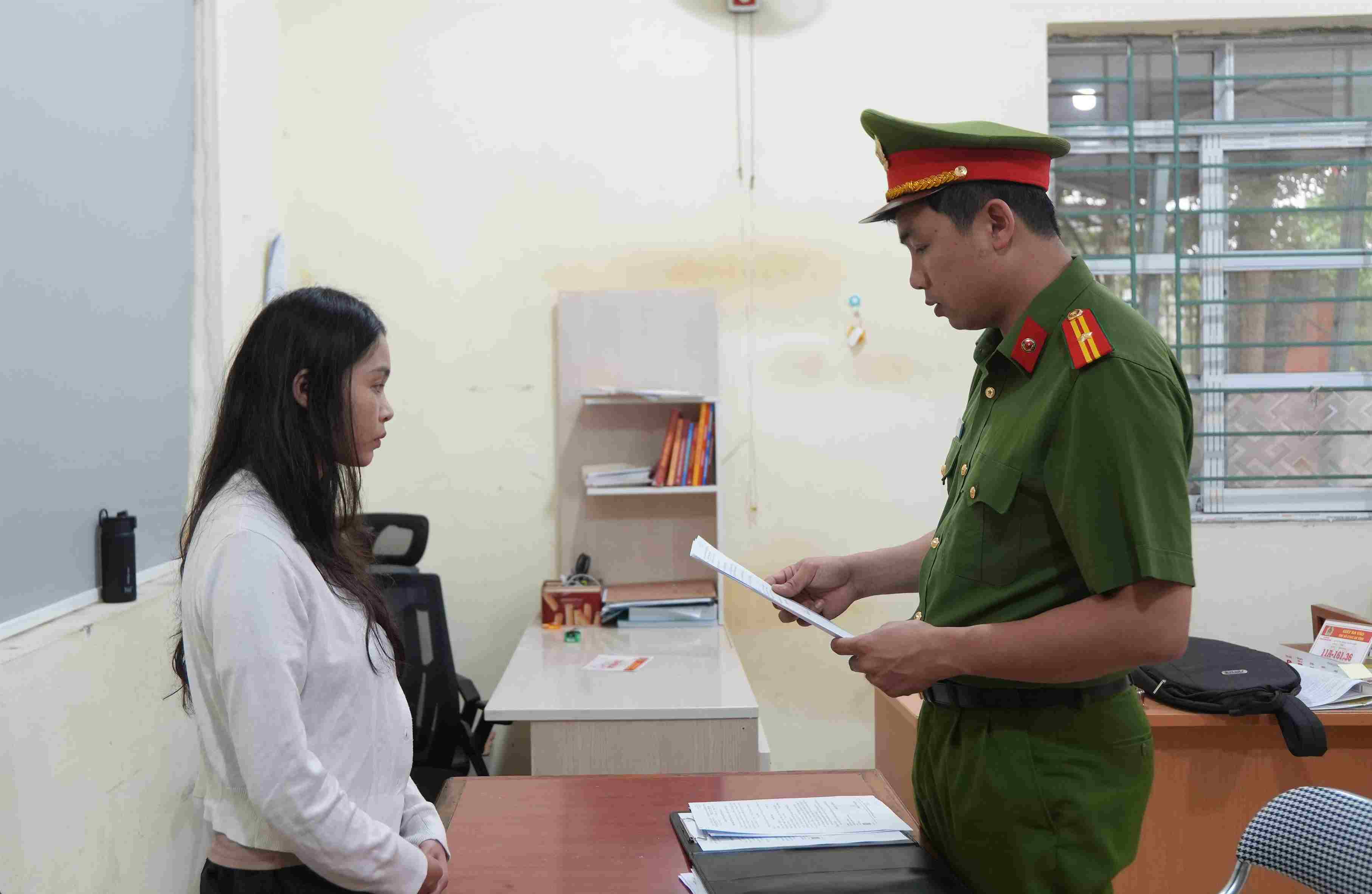 Triệu Thị Dung bị bắt tạm giam. Ảnh: Công an Cao Bằng