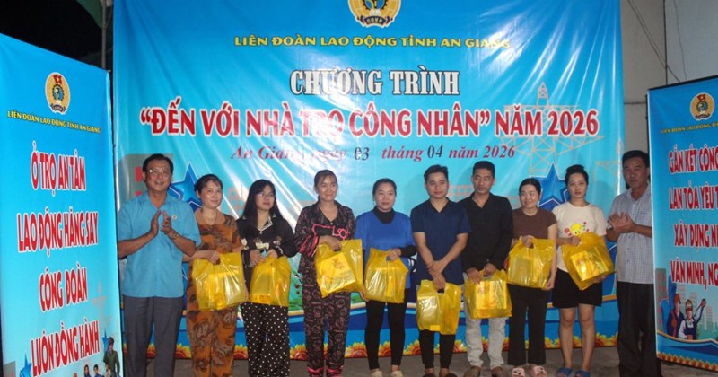 Chợ nghĩa tình" và "Phiên chợ công nhân" trở lại