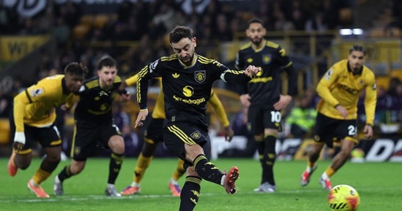 Bruno Fernandes trên đà phá kỷ lục kiến tạo ở Ngoại hạng Anh