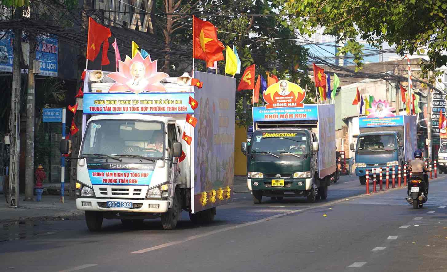 Hoạt động chào mừng thành phố Đồng Nai, lễ 30.4. Ảnh: HAC