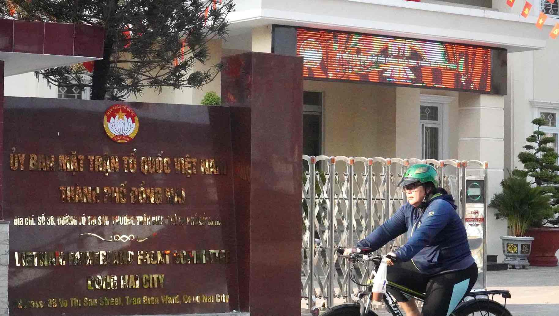 Bảng tên mới Ủy ban MTTQVN thành phố Đồng Nai. Ảnh: HAC