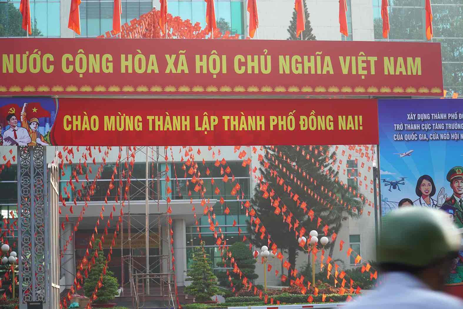 Trụ sở UBND thành phố Đồng Nai sáng 30.4. Ảnh: HAC