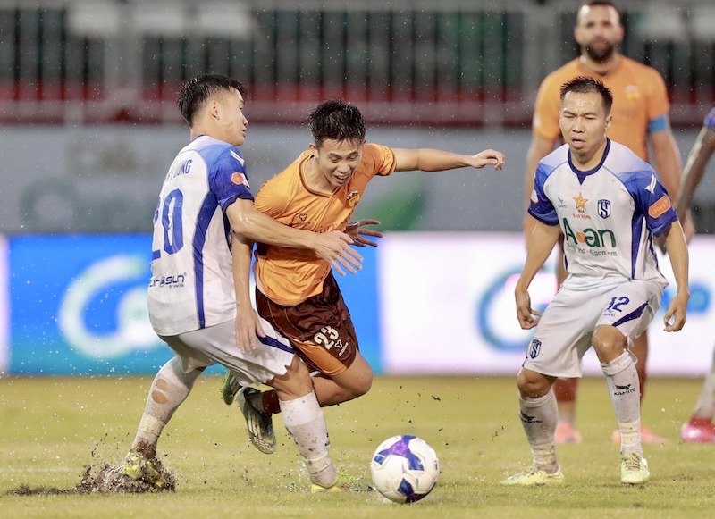 Song Lam Nghe An welcomes Hoang Anh Gia Lai in round 21 of V.League 2025-2026. Photo: VPF