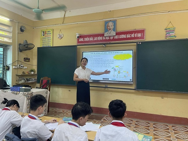 Phu Tho is preparing for enrollment in 10th grade. Photo: Xuyen Dong