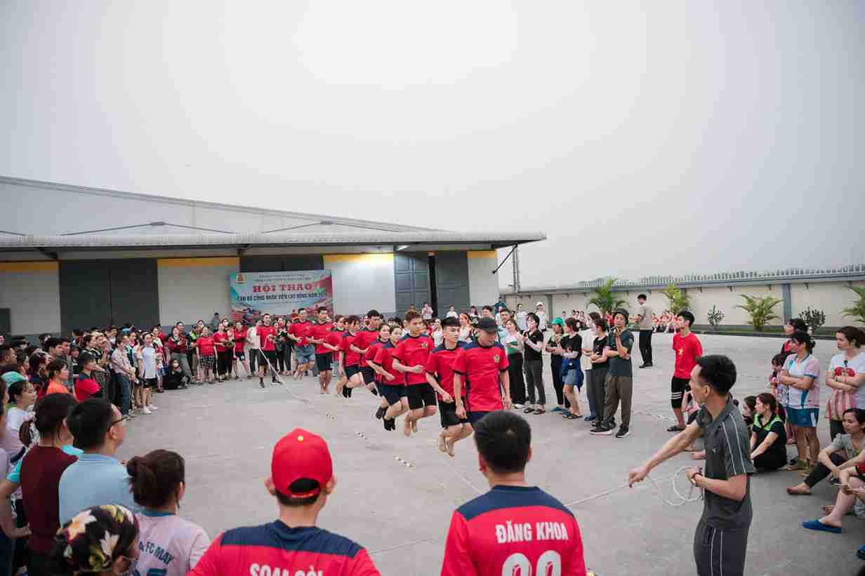 Innoflow Vina workers compete enthusiastically through the 2026 sports festival. Photo: Hung Yen Trade Union