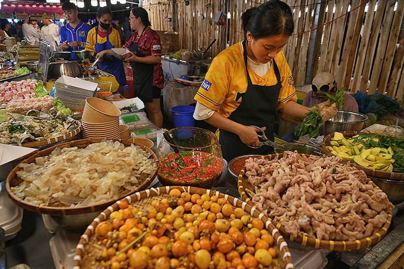 Hấp dẫn ẩm thực Việt.  
