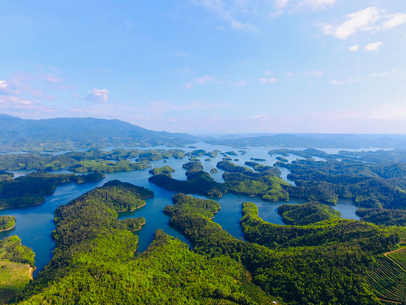 The beauty of Ta Dung Lake. Photo: DUY TUAN