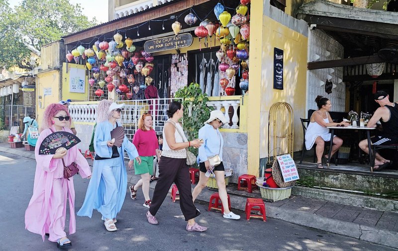 Hội An xếp hạng 64 trong 100 thành phố khám phá bằng đi bộ hấp dẫn nhất thế giới. Ảnh: Hoàng Bin
