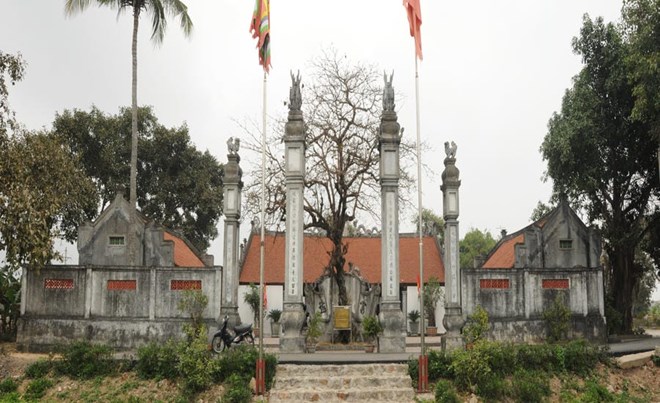 Trung Ban communal house is sacred with many ancient traces. Photo: Nhan Son