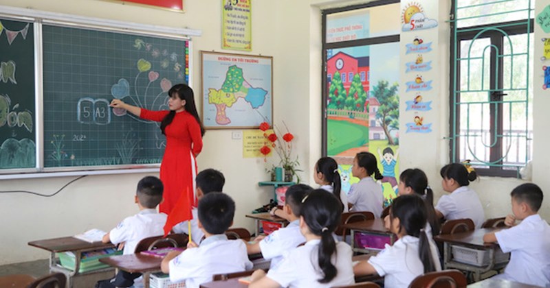 Quyền lợi giáo viên: Nghỉ hè 8 tuần, vẫn hưởng lương