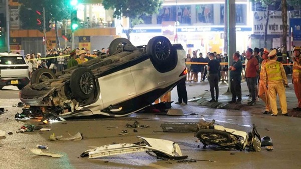 Khởi tố Vũ Quang Chiến sau vụ tai nạn liên hoàn ở Hà Nội. Ảnh: Hữu Chánh