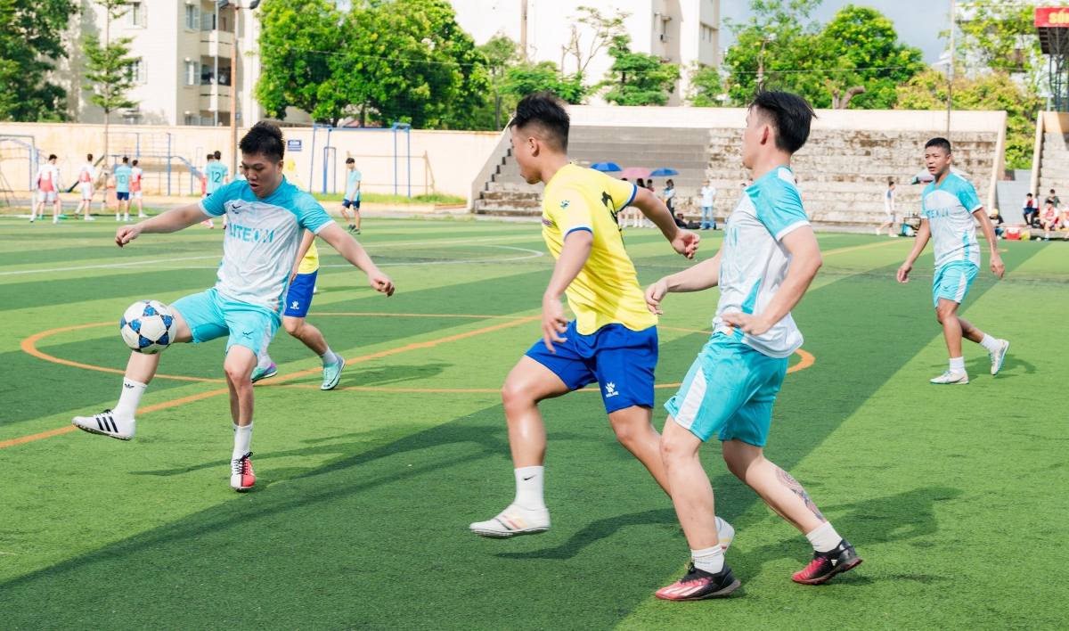 Tournoi de football des ouvriers des zones industrielles à Hai Phong. Photo: Syndicat de la ZE de Hai Phong