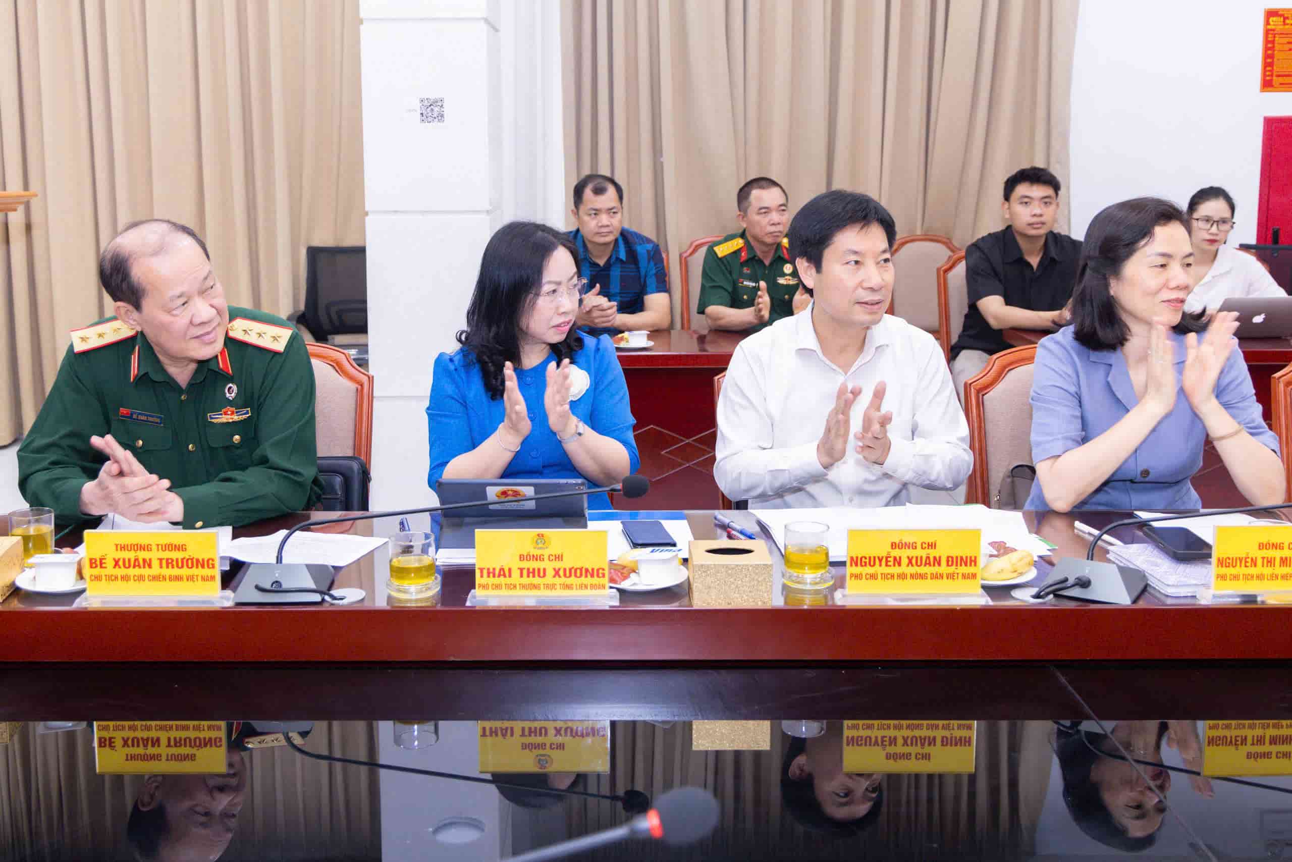 Đại biểu tham dự