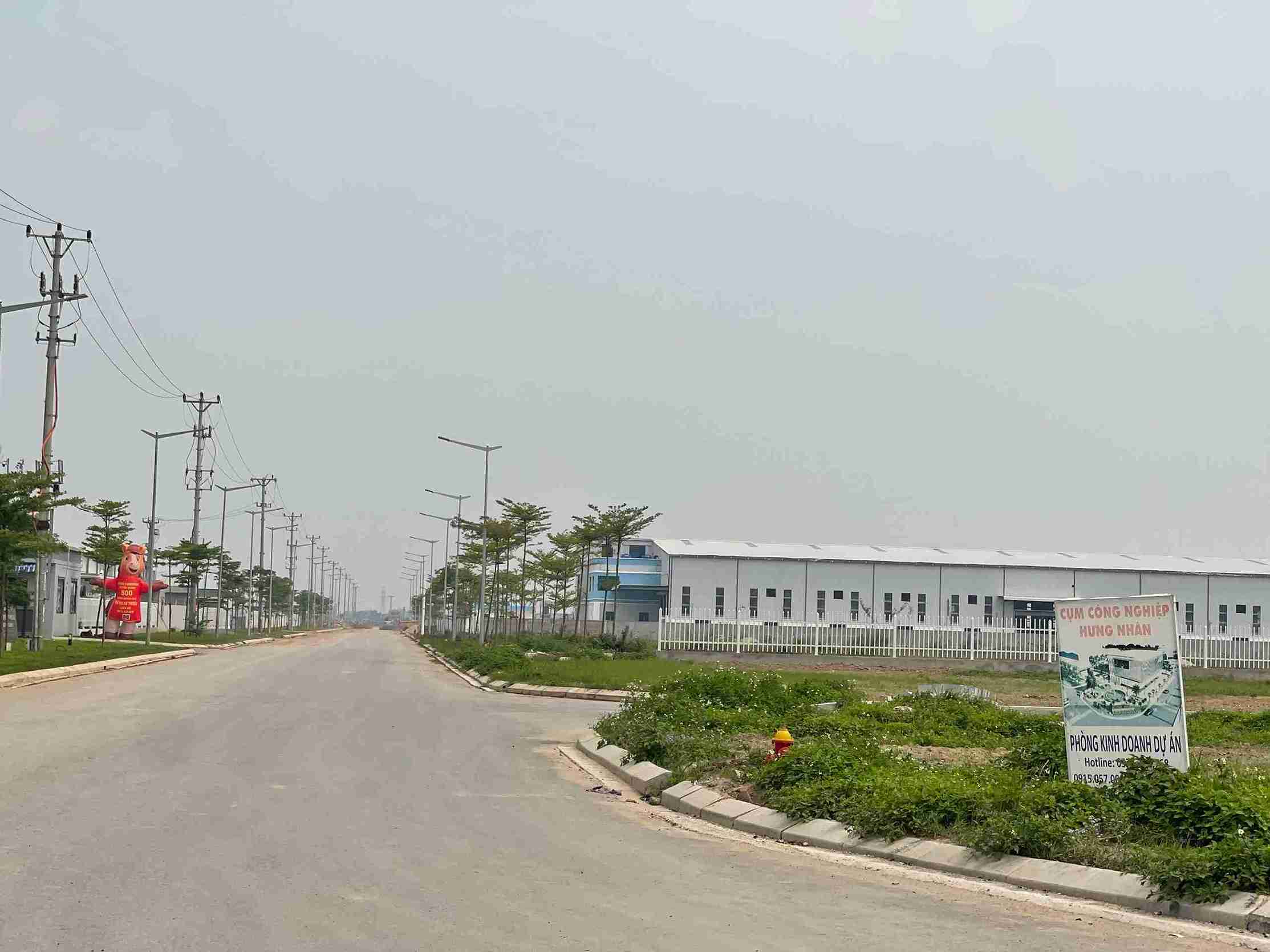 Cụm công nghiệp Hưng Nhân góp phần thúc đẩy phát triển kinh tế xã hội và hạ tầng kỹ thuật xã Long Hưng. Ảnh: Mai Hương