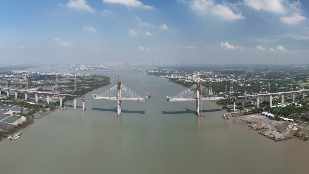 Vị trí cầu Phước Khánh bắc qua sông Lòng Tàu, kết nối xã Bình Khánh (TPHCM) và xã Đại Phước (Đồng Nai). Ảnh: Anh Tú