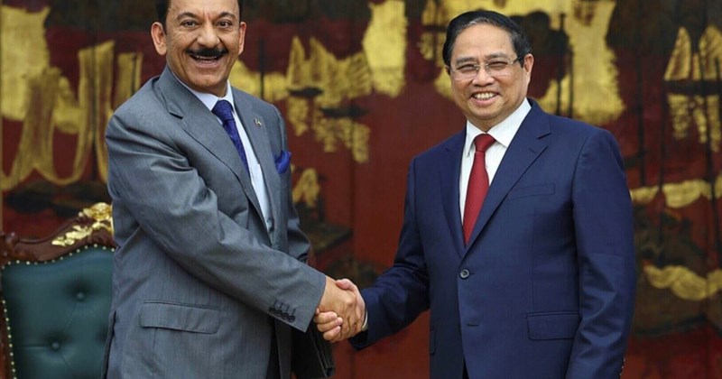 Thủ tướng đề nghị Kuwait phối hợp bảo đảm an toàn cho công dân Việt