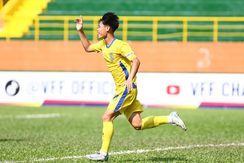 U15 Song Lam Nghe An U15 early wins ticket to the quarterfinals of the National U15 Finals - Morden Cup 2026. Photo: VFF