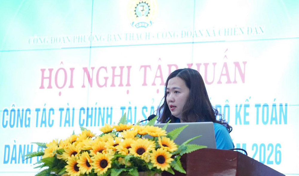 Ban Thach Ward Trade Union, Da Nang trains financial work for grassroots officials. Photo: Ban Thach Trade Union