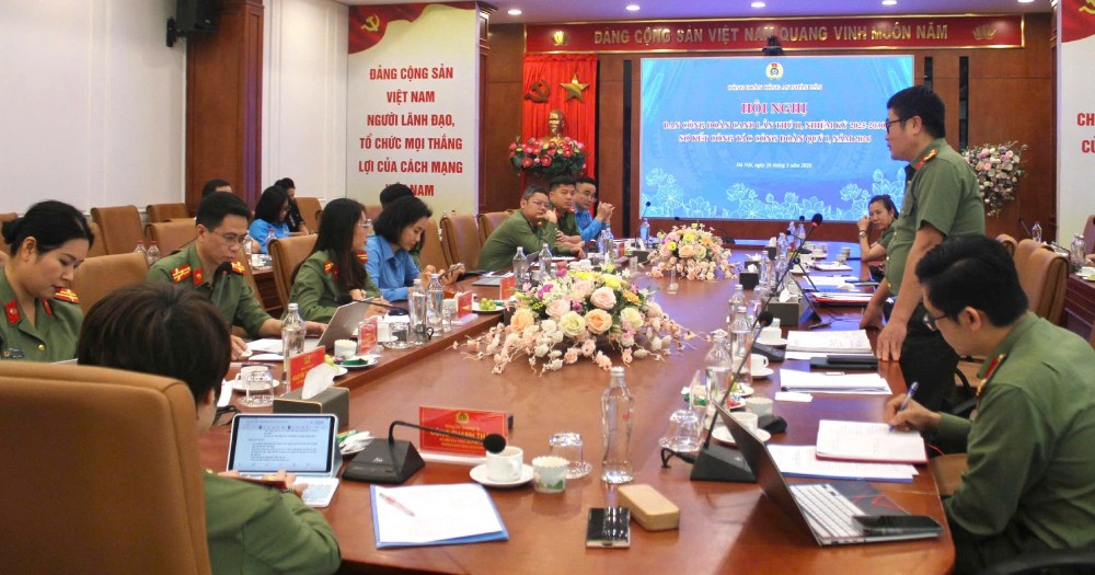 The report of the People's Police Trade Union shows that in the first quarter of 2026, trade union levels directly under it newly admitted 121 union members. Photo: Quynh Chi