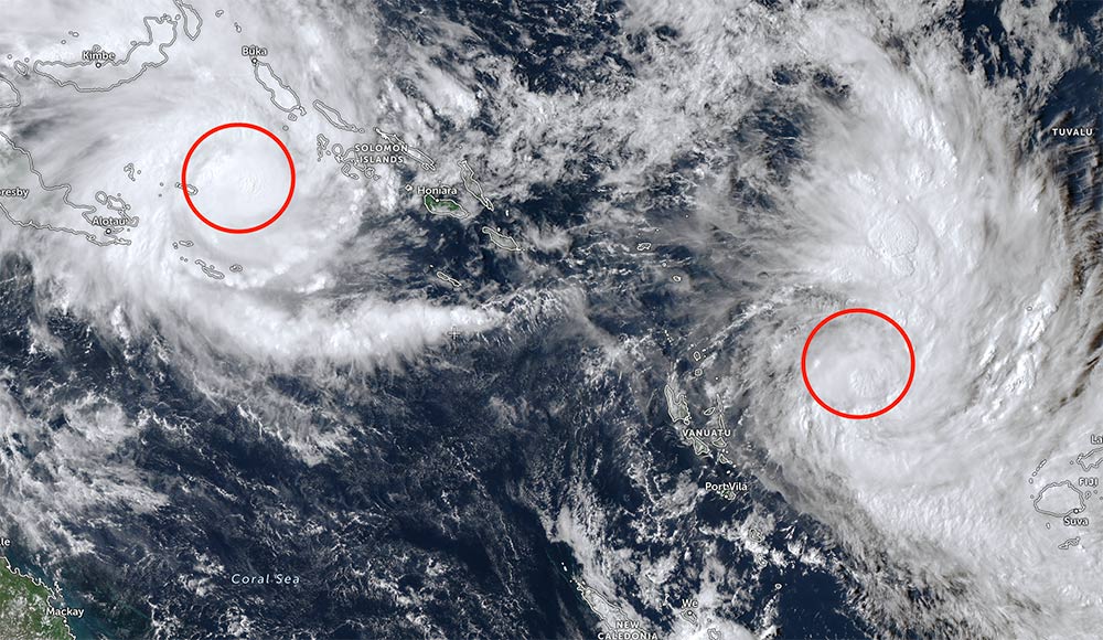 Two low pressure areas have officially strengthened into Typhoon Maila (left) and Typhoon 31P in the South Pacific region. Photo: JMA