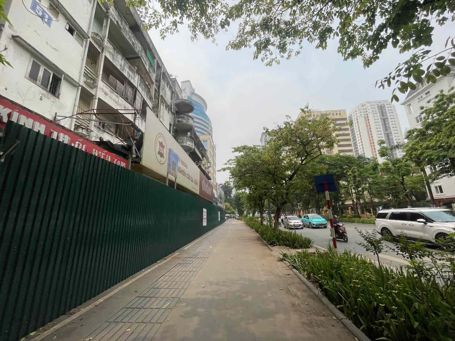 Dự kiến khu vực này sẽ được xây dựng tòa nhà 13 tầng. Ảnh: Hoài Anh