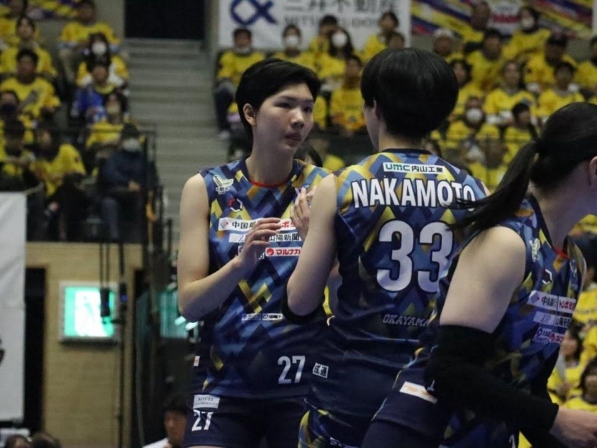 Bích Thủy khép lại mùa giải đáng nhớ trong màu áo