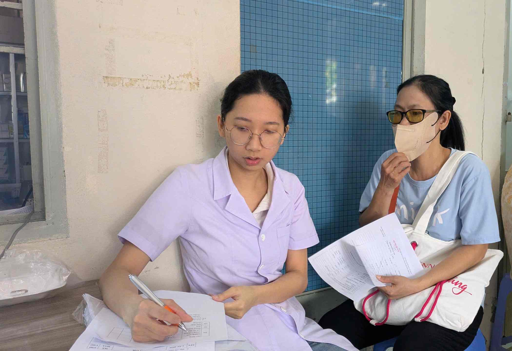 ホーチミン市民は国民健康の日に無料健康診断を受けました。写真:アイン・トゥー