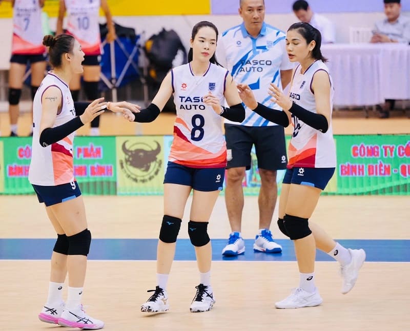 Hanoi women's volleyball team focuses on preparing for round 1 of the 2026 national championship. Photo: VFV