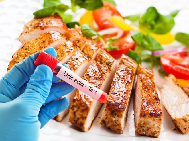 People with high uric acid should maintain a diet that is good for health. Graphics: Ha May