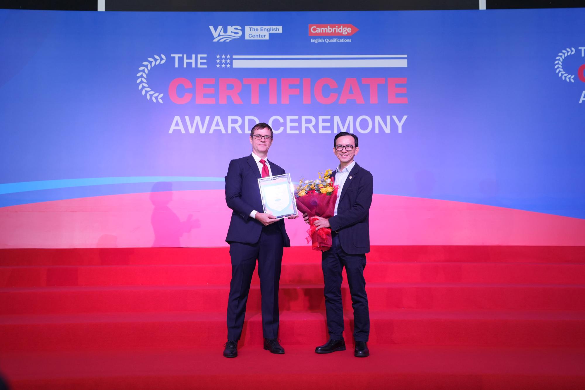 VUS recibe la certificación de centro de formación de oro por sexto año consecutivo de Cambridge.