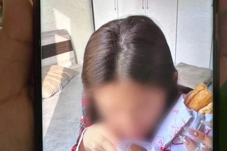 틱톡커 H.L은 반미와 관련된 논란의 여지가 있는 발언 이후 닥락성 당국으로부터 협력 제한 검토를 받았습니다. 사진: 틱톡커 H.L