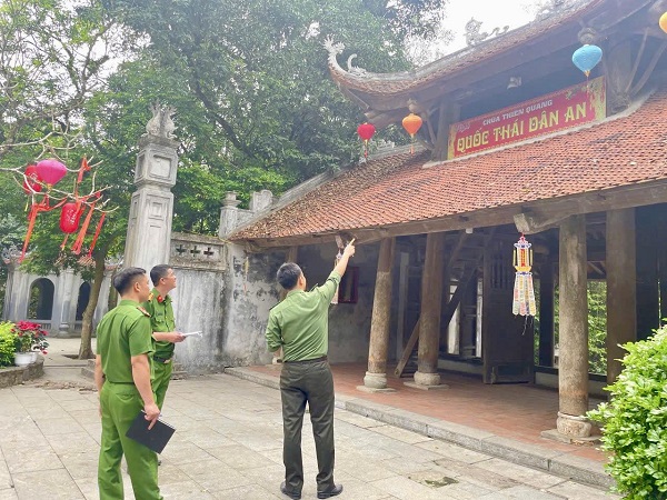 Camera được bố trí nhiều nơi khu vực Đền Hùng. Ảnh: Công an Phú Thọ