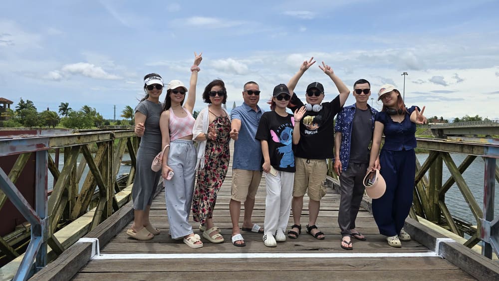 Discovering new destinations is one of the activities to help families become more connected. Photo: Tuan Dat