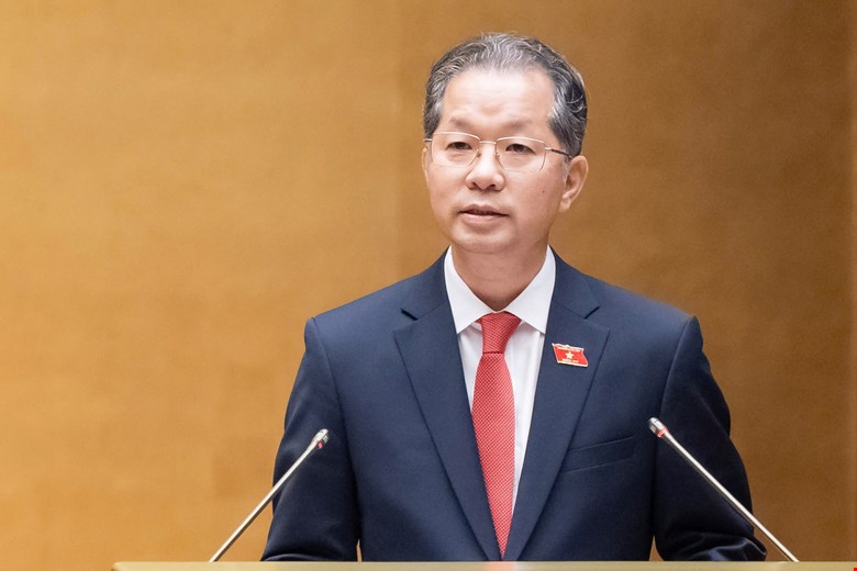 Secretary of the Party Central Committee, Chief Justice of the Supreme People's Court Nguyen Van Quang takes office. Photo: Quochoi. vn