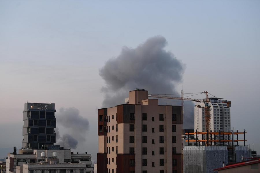 Israel continuously attacks Iran on the 6th. 4. Photo: Xinhua