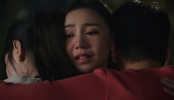 Loving to say goodbye to a love full of injustices, returning in the arms of the children. Photo: VFC