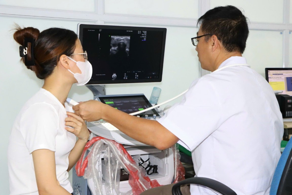 Activities of the Department of Medical Examination and Preventive Treatment of the Center for Disease Control under the Hung Yen Provincial Department of Health. Photo: Quang Hung/Center for Disease Control under the Hung Yen Provincial Department of Health.