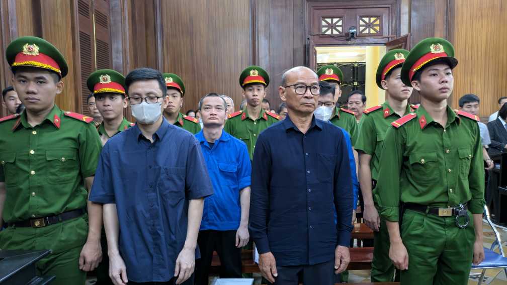 Defendants in the Ben Van Don golden land case, Ho Chi Minh City. Photo Anh Tu