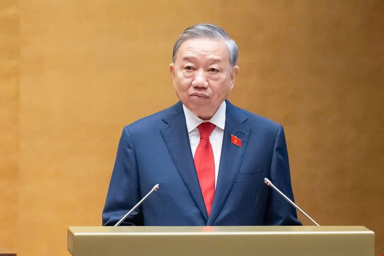 General Secretary and President To Lam speaks before the National Assembly, morning of July 7. Photo: Nhu Y.