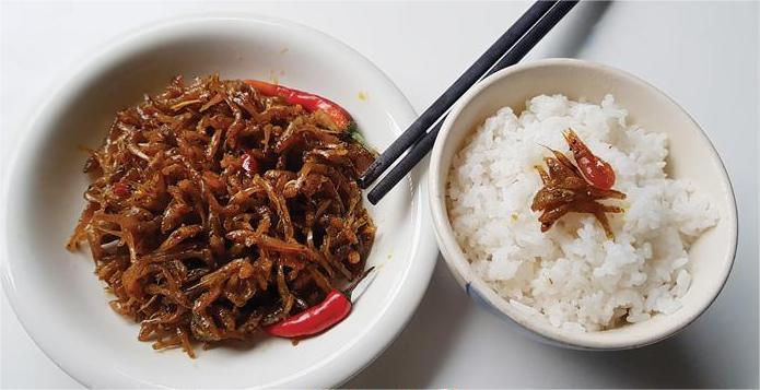 Tra River goby fish braised with pepper of Quang Ngai people. Photo: Y Yen