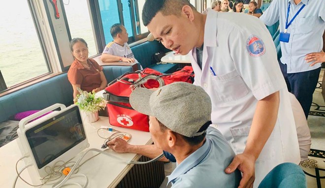 Đảm bảo an toàn cho du khách tham quan vịnh Hạ Long