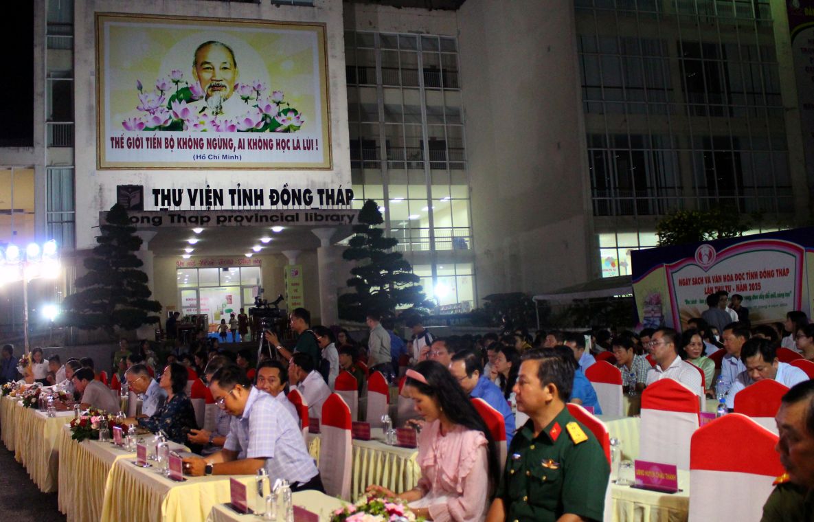 Đại biểu tham dự sự kiện Ngày sách và Văn hóa đọc năm 2025 tại tỉnh Đồng Tháp. Ảnh: Thanh Mai